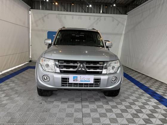 MITSUBISHI PAJERO FULL 3.2 HPE 4X4 16V TURBO INTERCOOLER DIESEL 4P AUTOMÁTICO MITSUBISHI PAJERO FULL 3.2 HPE 4X4 16V TURBO INTERCOOLER DIESEL 4P AUTOMÁTICO